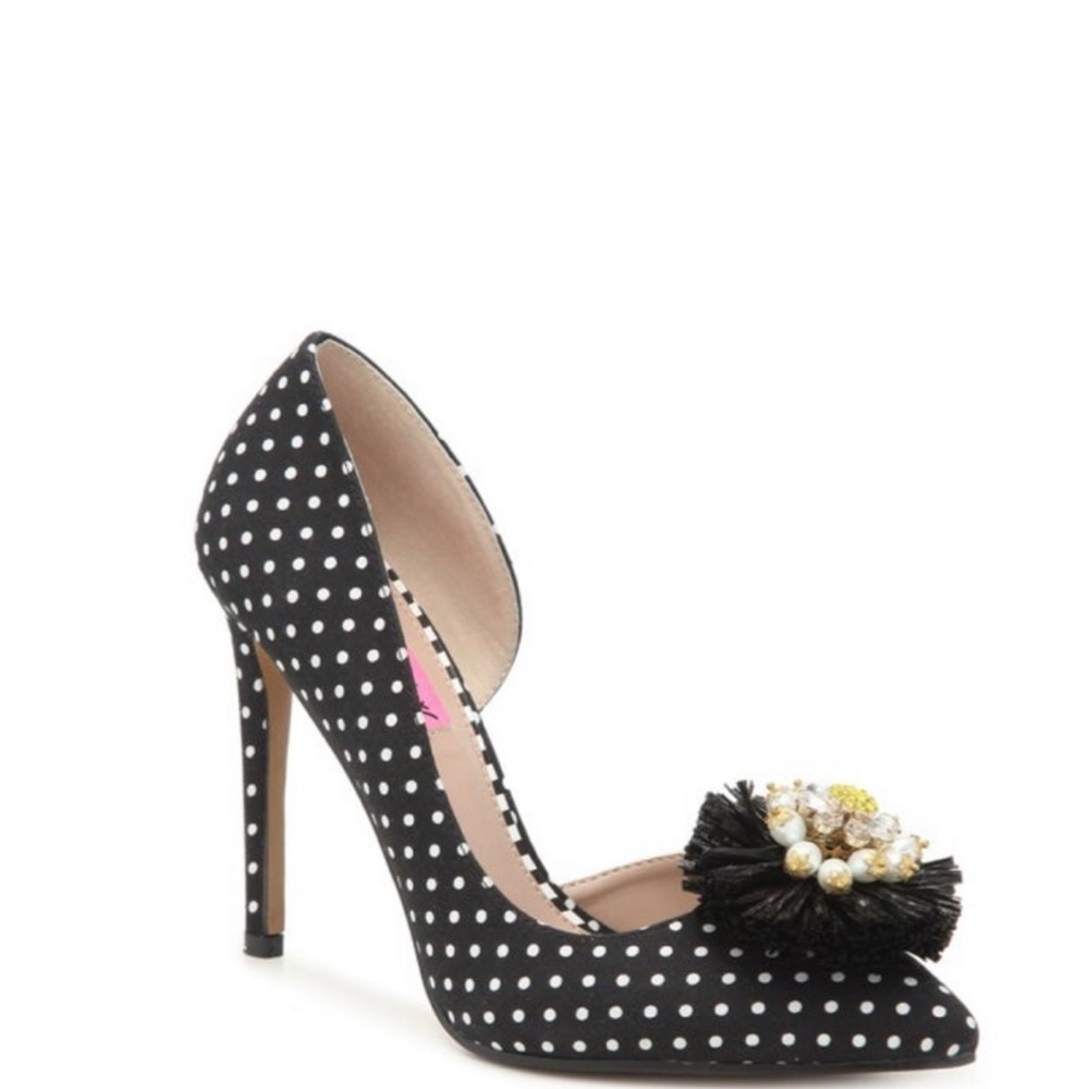 New Betsey Johnson size 8 Sloan Heels